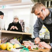 avaturg-joel-ostrat-kokk-tartu-turg-toit-toitumine-turg-turuhoone